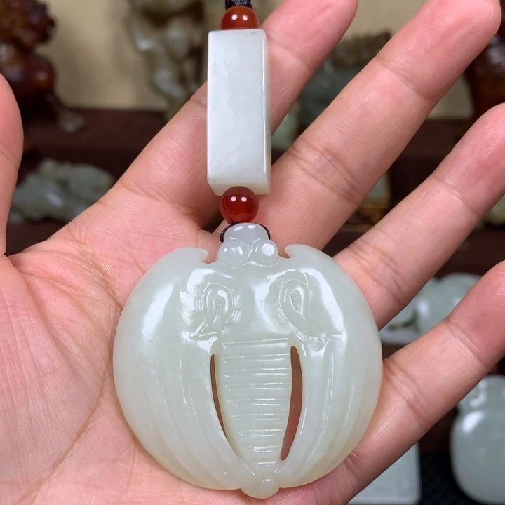 未镶嵌和田玉把件