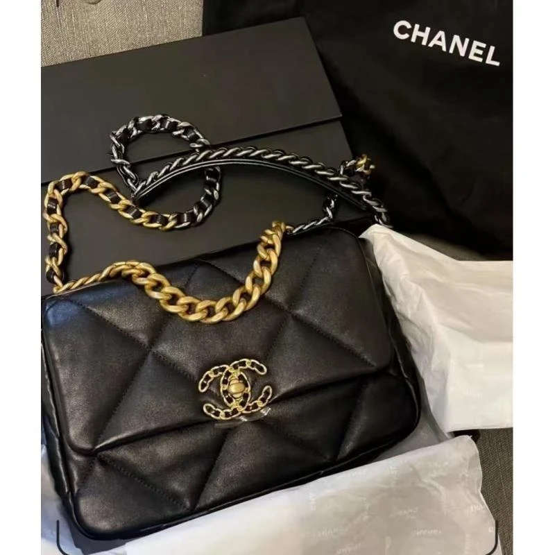 95新 Chanel/香奈儿  黑金中号19bag包  30cm  17792518