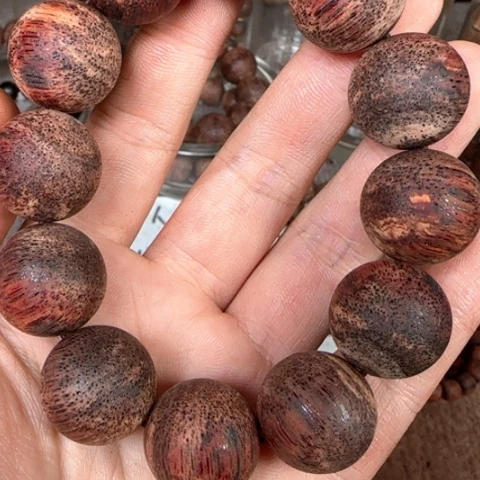 藤类2.0降真香紫罗兰结晶圆珠