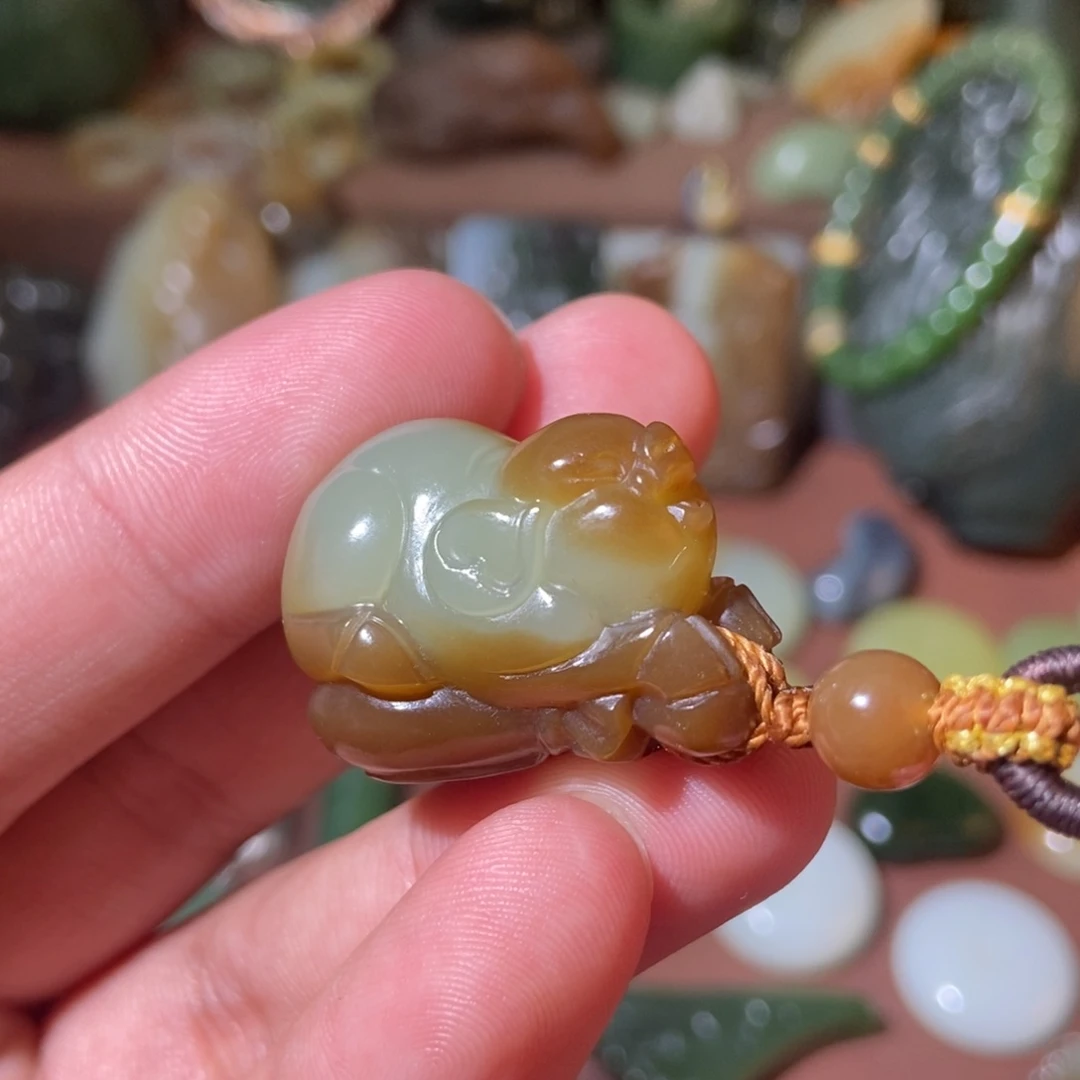 和田玉未镶嵌挂件