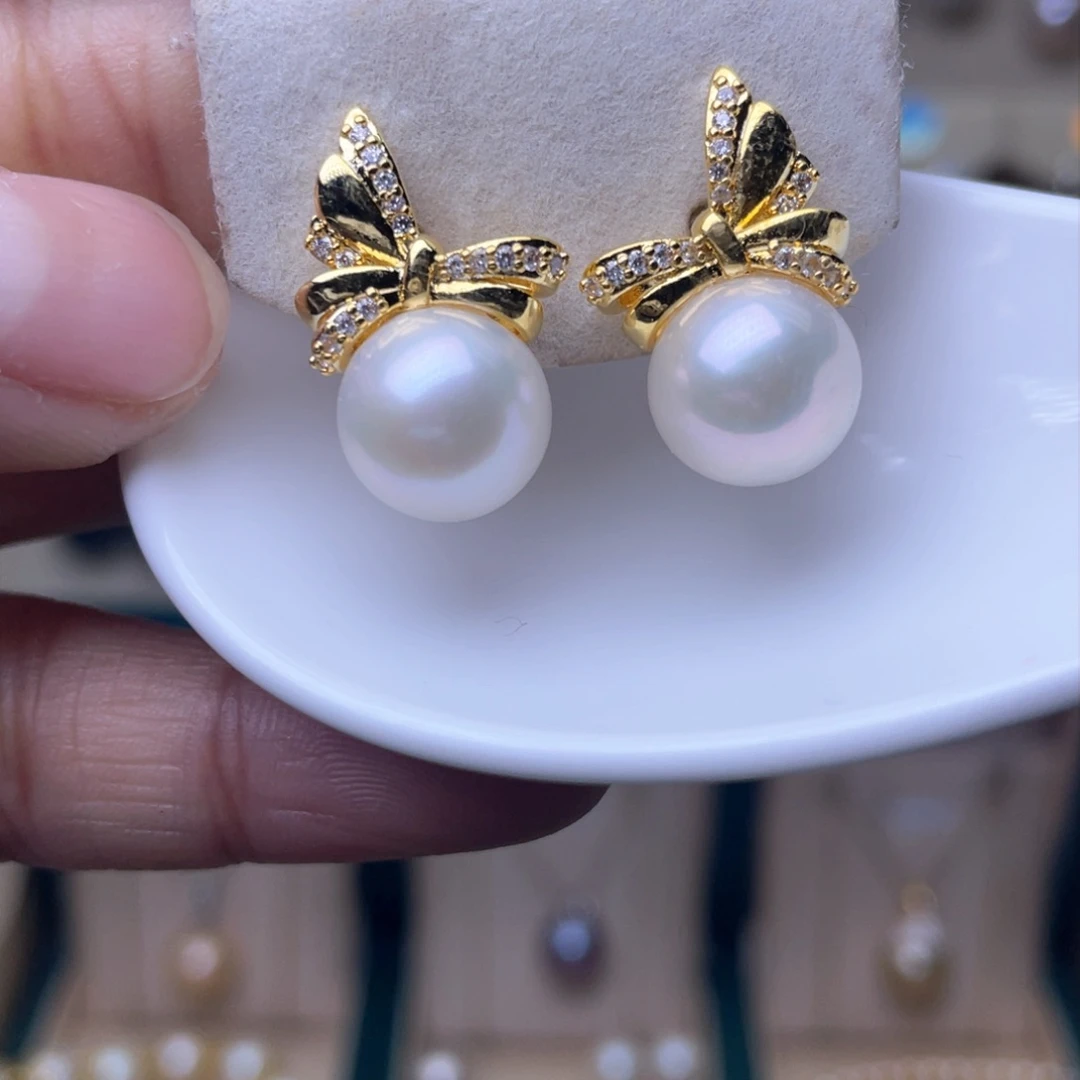 淡水珍珠耳环未镶嵌