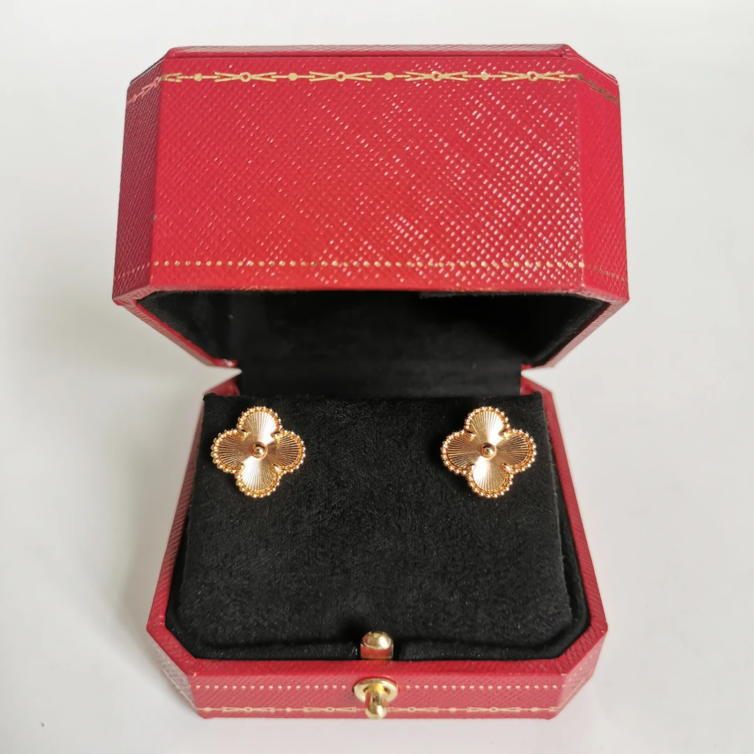 3207耳钉--收藏级轻奢时尚设计首饰送礼盒