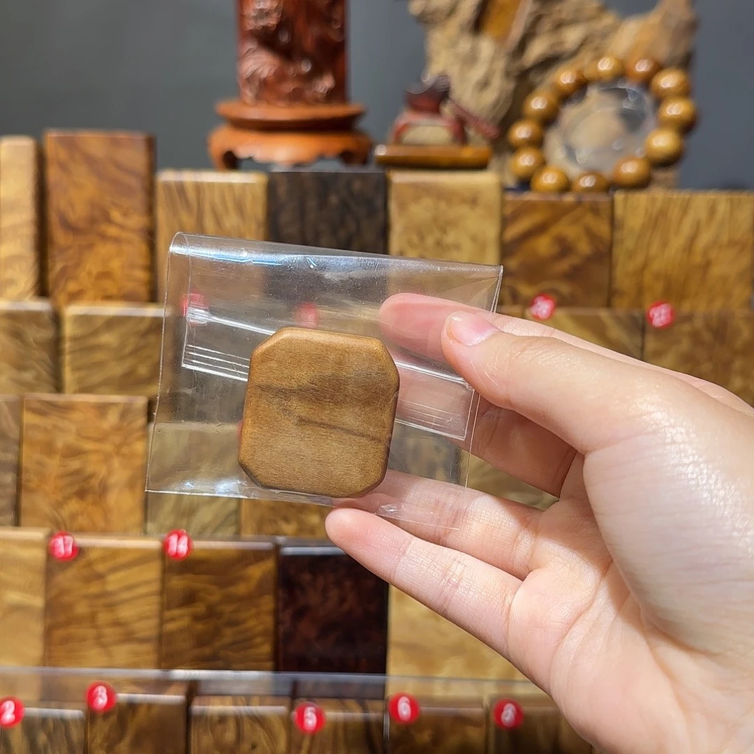 温***润金丝楠印度迈索尔正区老山檀随形