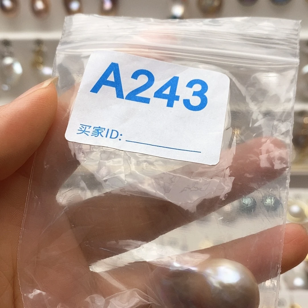 颈饰未镶嵌淡水珍珠