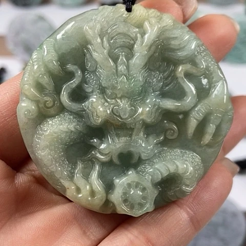 翡翠颈饰未镶嵌龙凤呈祥福利