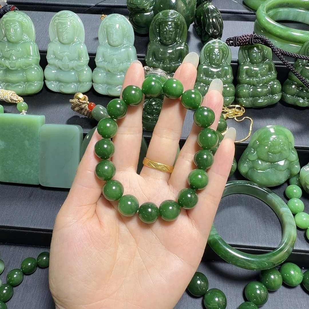 和田玉（碧玉）未镶嵌颈饰