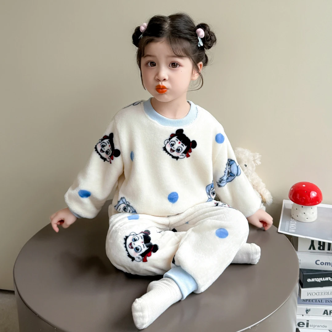 女童睡衣秋冬季法兰绒加厚珊瑚绒2025新款儿童家居服套装宝宝女孩