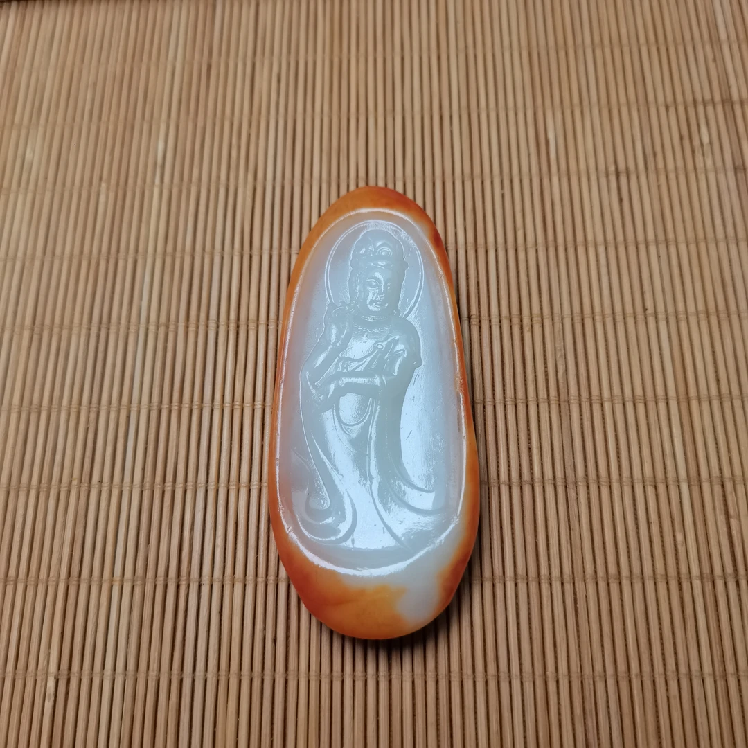新疆和田玉站观音菩萨50克