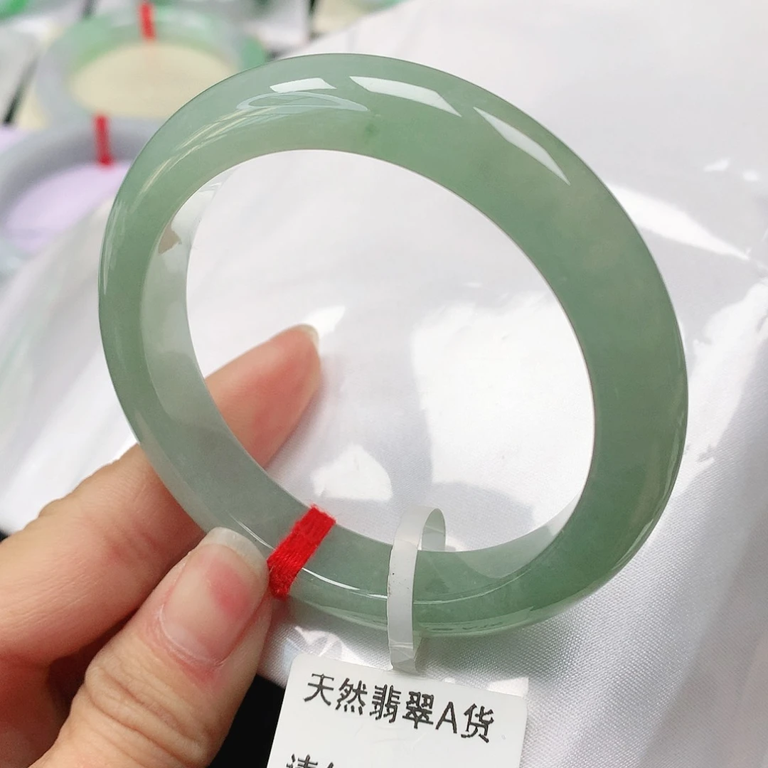 翡翠手镯未镶嵌天然翡翠手镯52