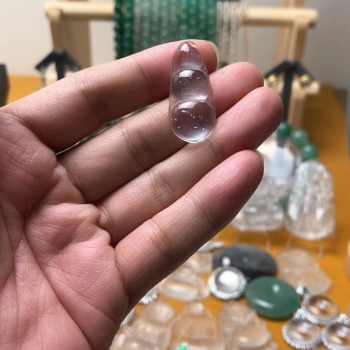 石英质玉豆子未镶嵌百****、