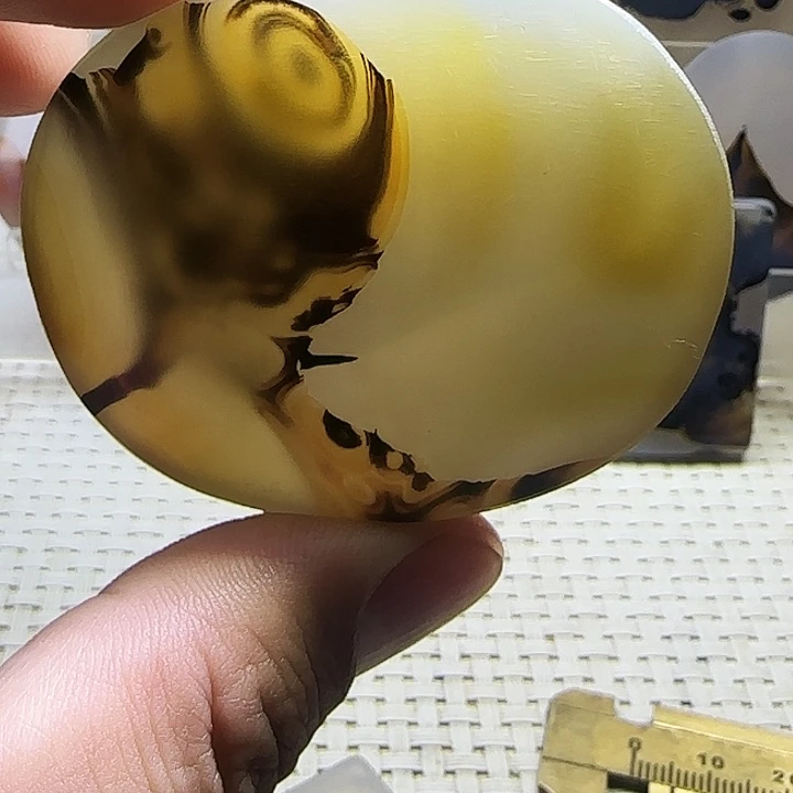 玛瑙/玉髓未镶嵌珠宝奇石