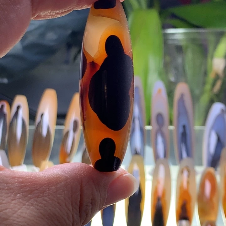 未镶嵌玛瑙/玉髓珠宝半成品96有瑕