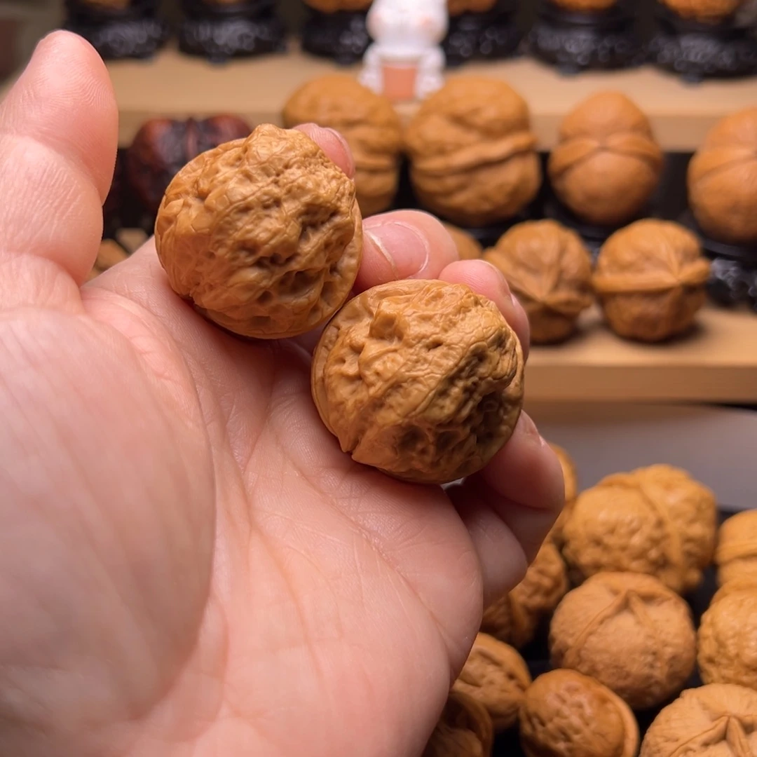 文玩核桃吊坠36w小玉蟾