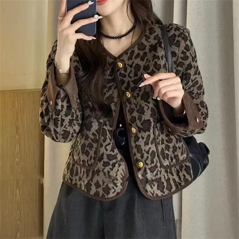 欧货小香风豹纹短外套女秋冬季新款小个子休闲洋气复古夹克上衣