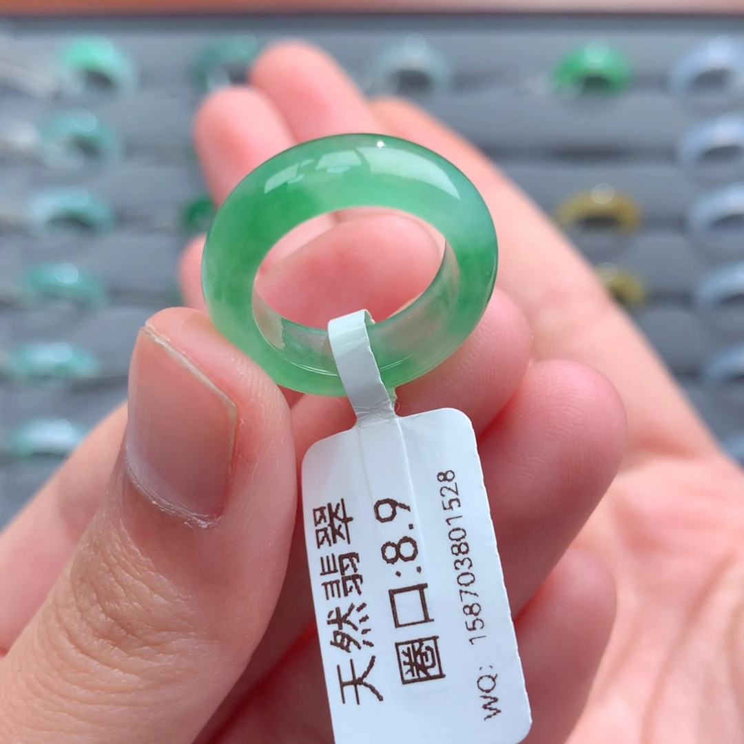 翡翠戒指未镶嵌天然