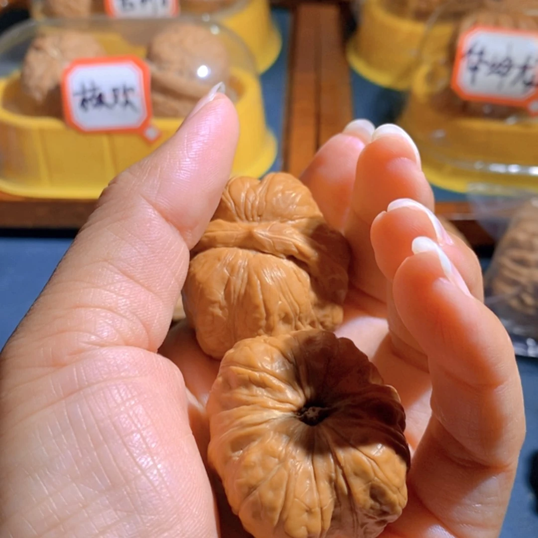 【闪购商品】文玩核桃吊坠涛*玉蟾