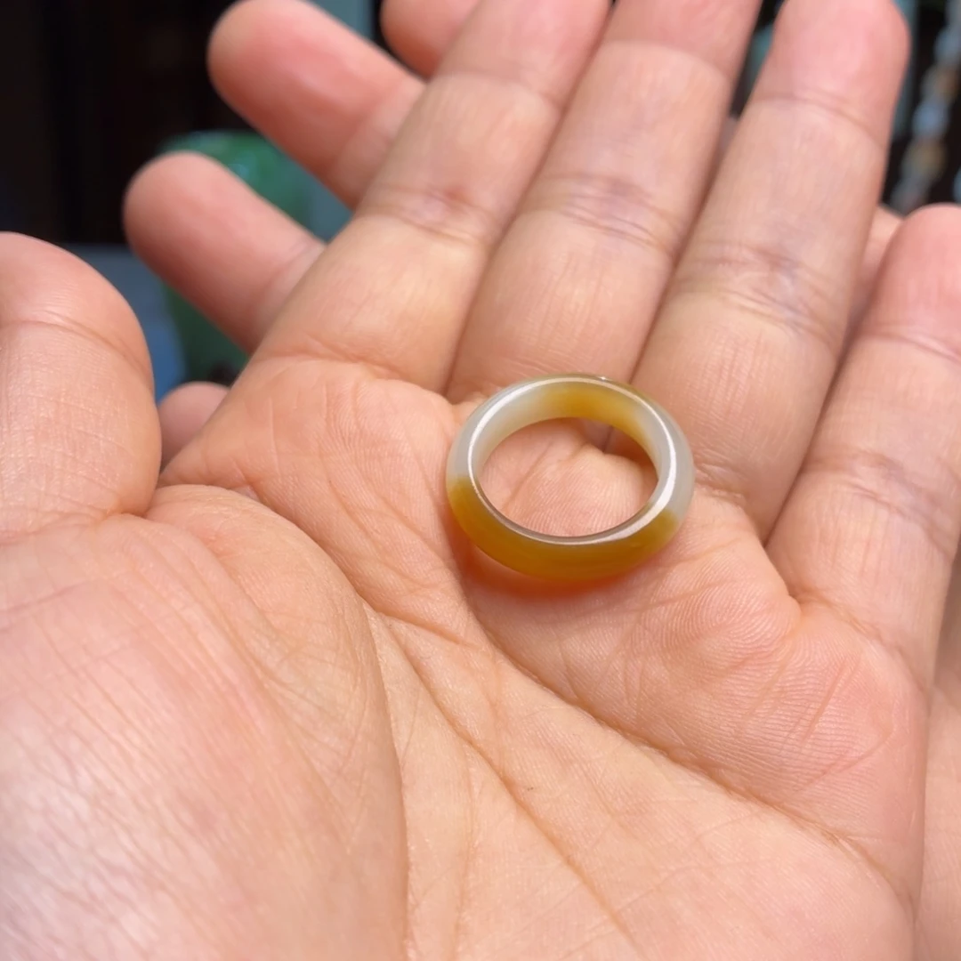 喜***乐和田玉未镶嵌戒圈