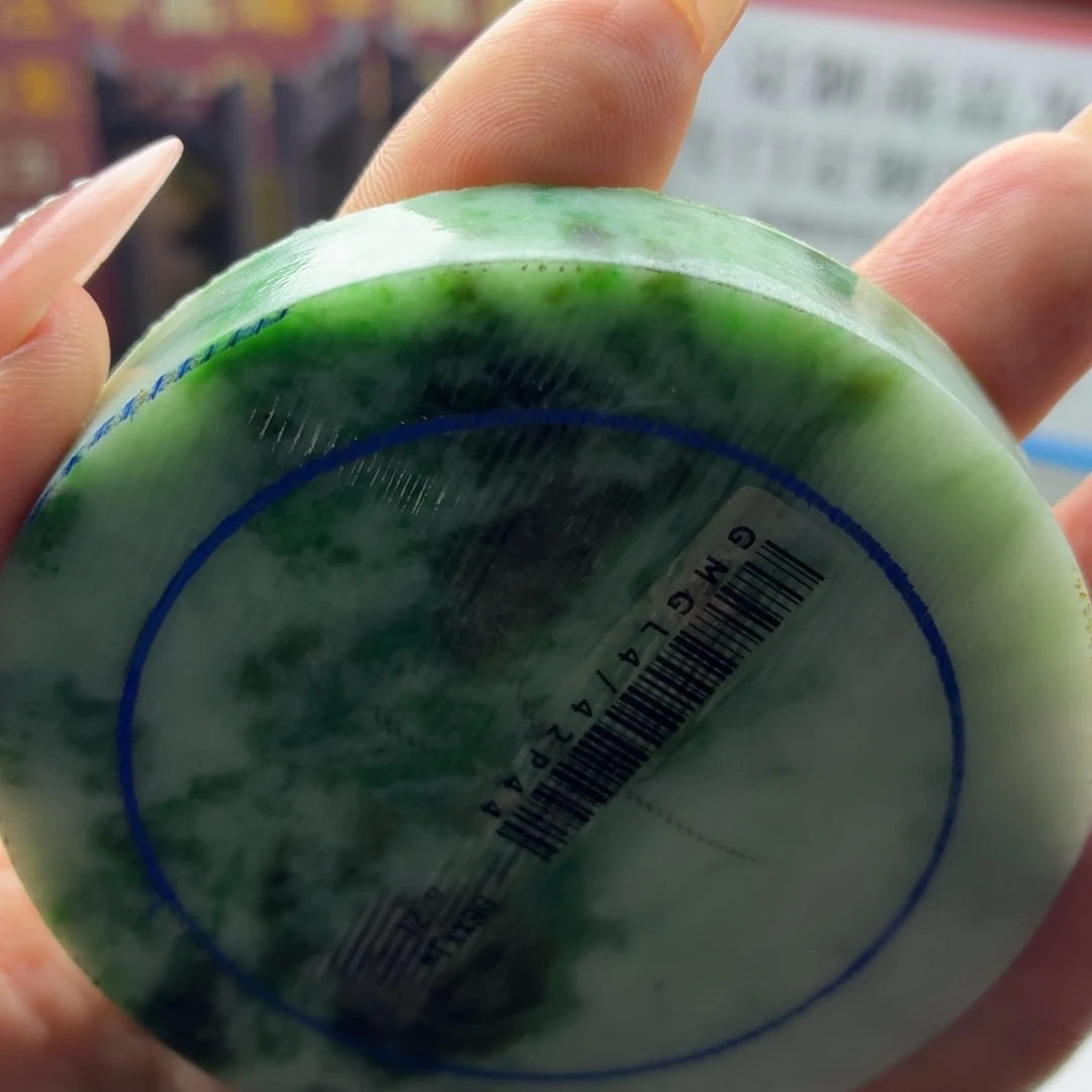 唉***)定制翡翠未镶嵌缅A翡翠多样性发一