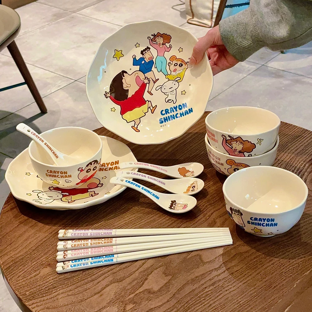 蜡笔小新陶瓷碗家用2025新款儿童小食碗特别好看的米饭碗盘子菜盘