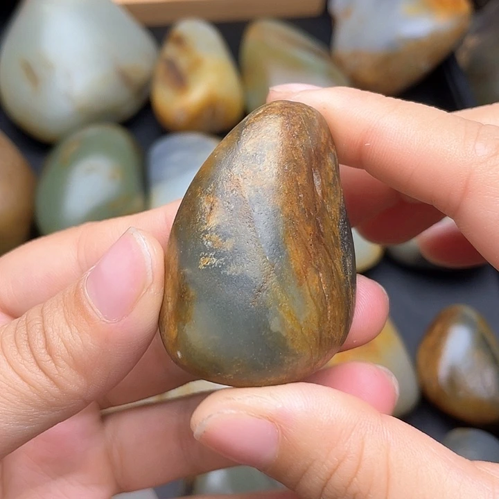 颈饰未镶嵌和田玉4