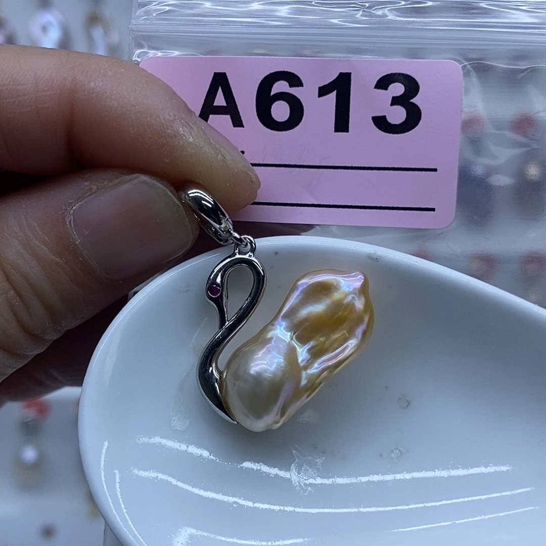 未镶嵌淡水珍珠颈饰