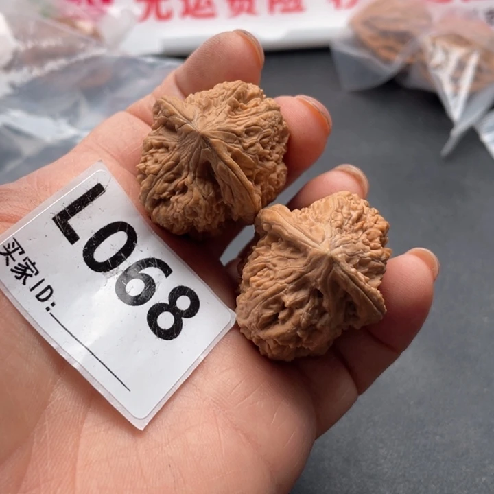 文玩核桃把件将军