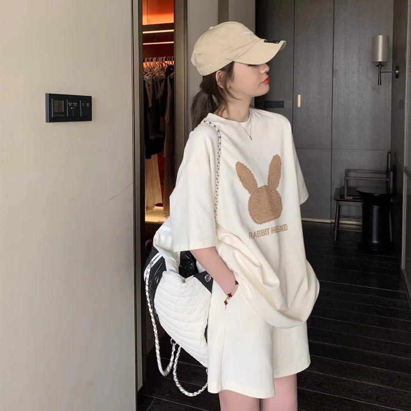 孕妇套装夏季新款韩版兔子头卡通印花宽松时尚孕妇两件套上衣短裤