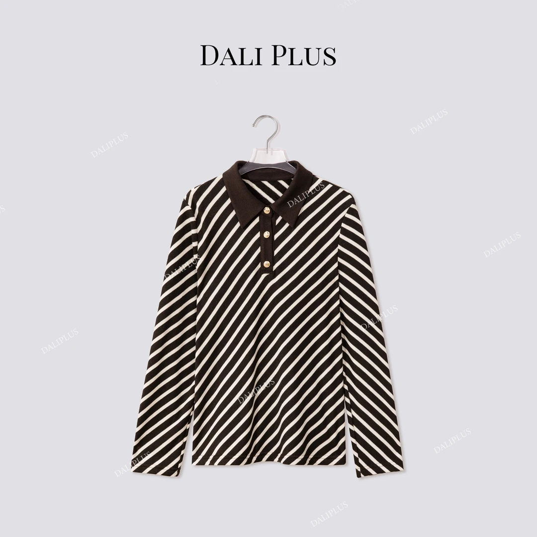 DALI PLUS“咖白斜纹针织”琥珀系列polo领长袖上衣-D5SS7227