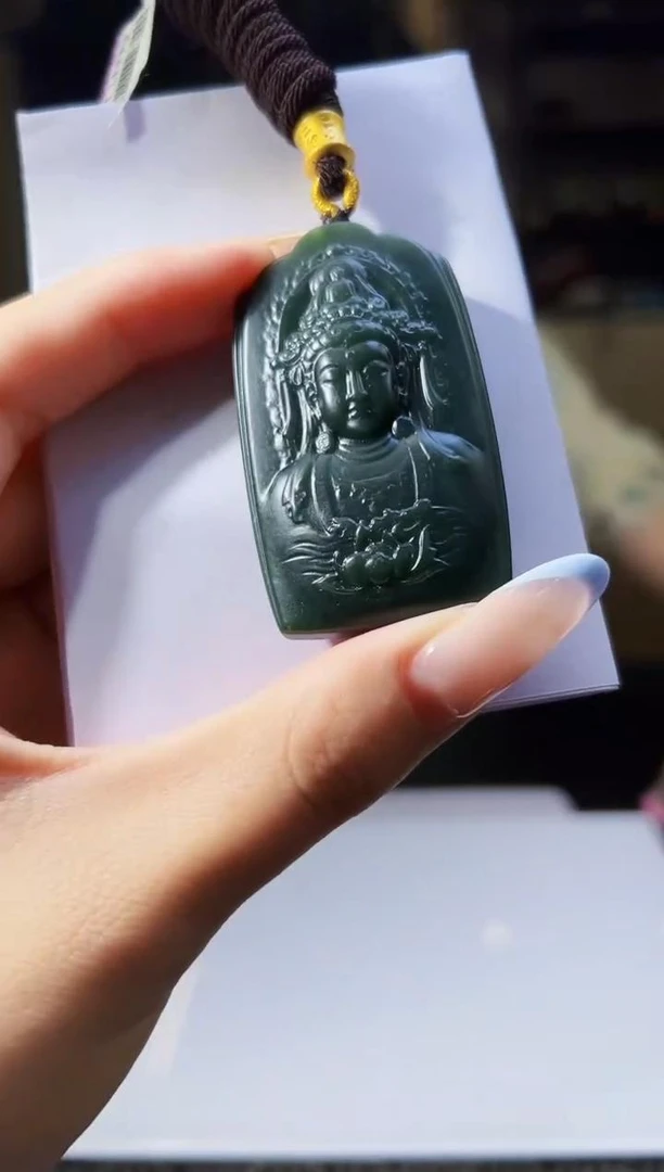 玉守匠心天然和田玉观音吊坠（拍一发一）