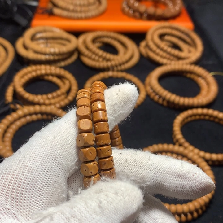 嗯***丶桃核手串小六方➕5/7微倒角