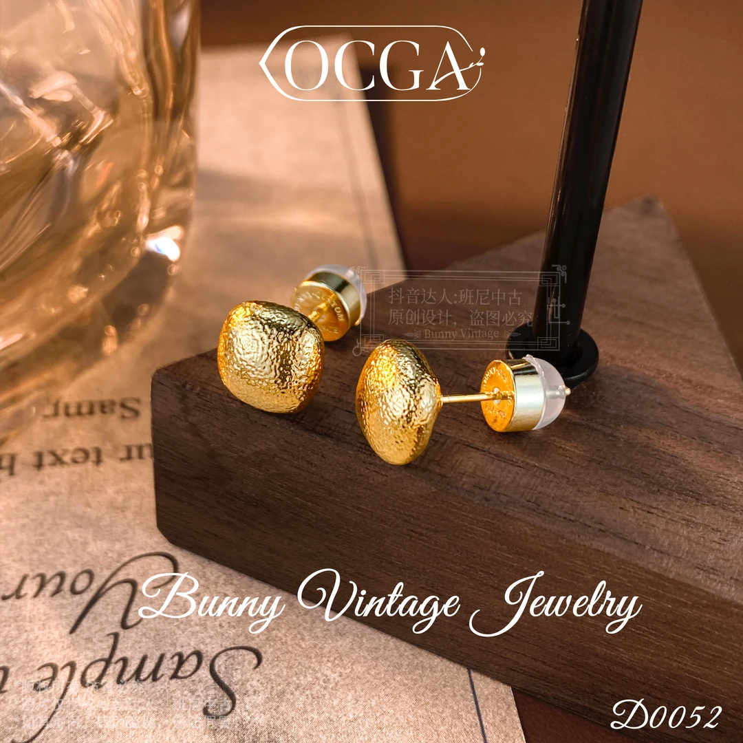 镀k金D0052法★【鎏金方包】OCGA 欧斯伽斯限定耳钉
