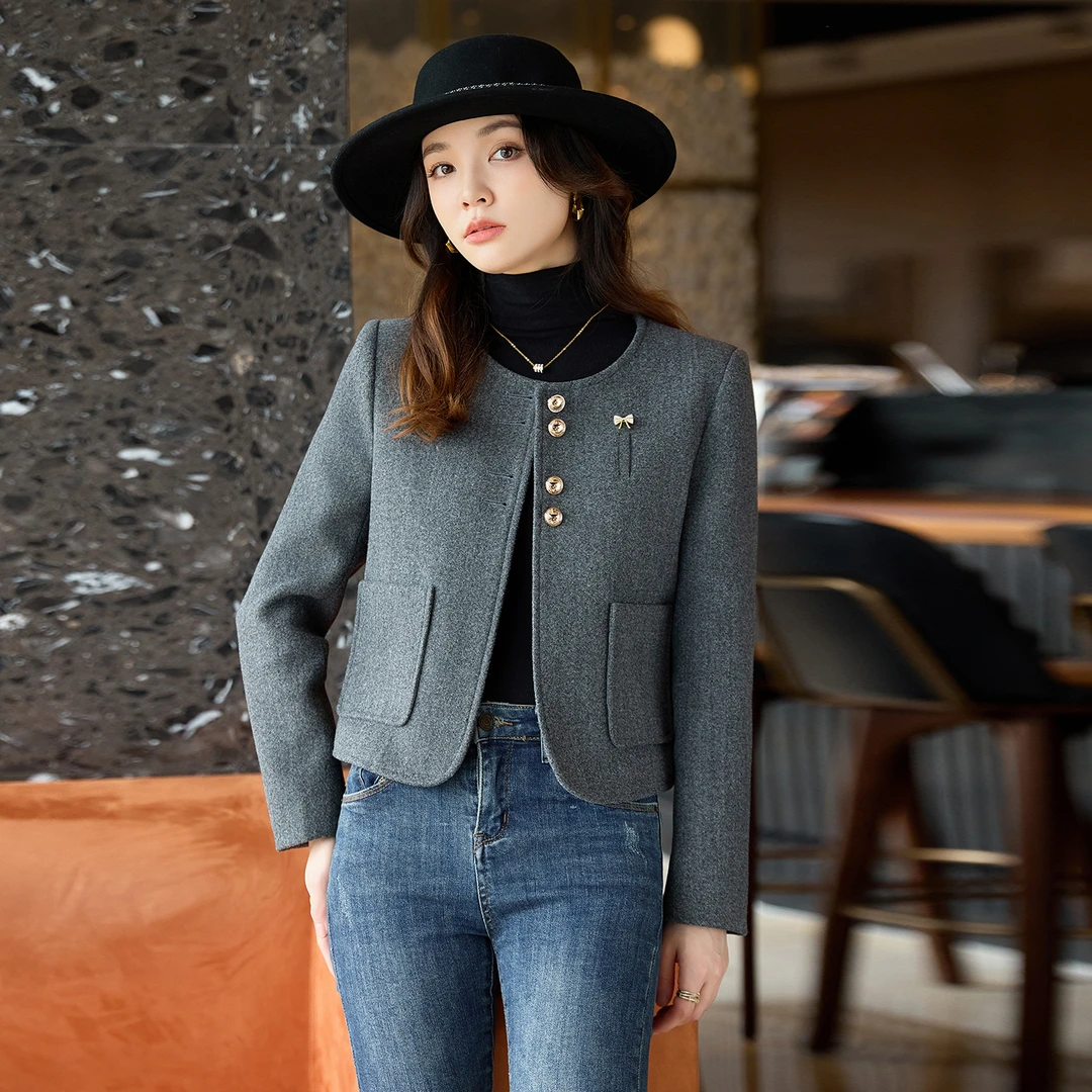 春秋款小香风外套女士2025新款高级感女神范通勤气质短款呢子上衣