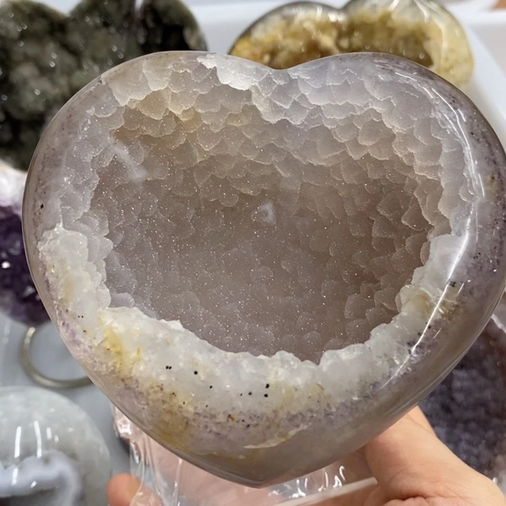 紫晶未镶嵌珠宝半成品