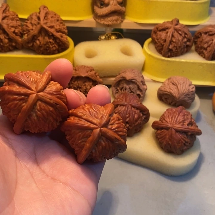 金***巢文玩核桃吊坠jjhjnjhnb