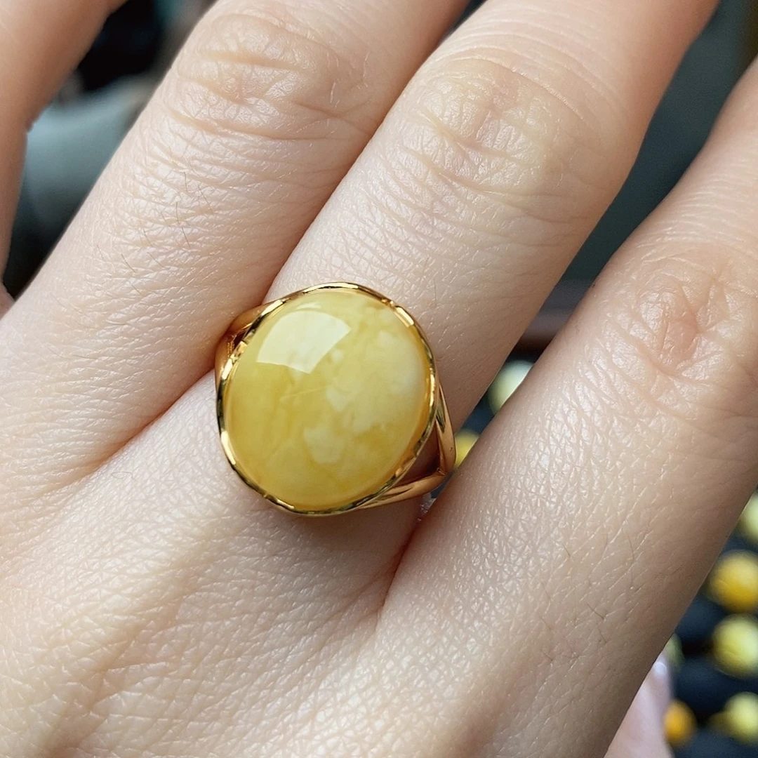 琥珀未镶嵌裸石成品