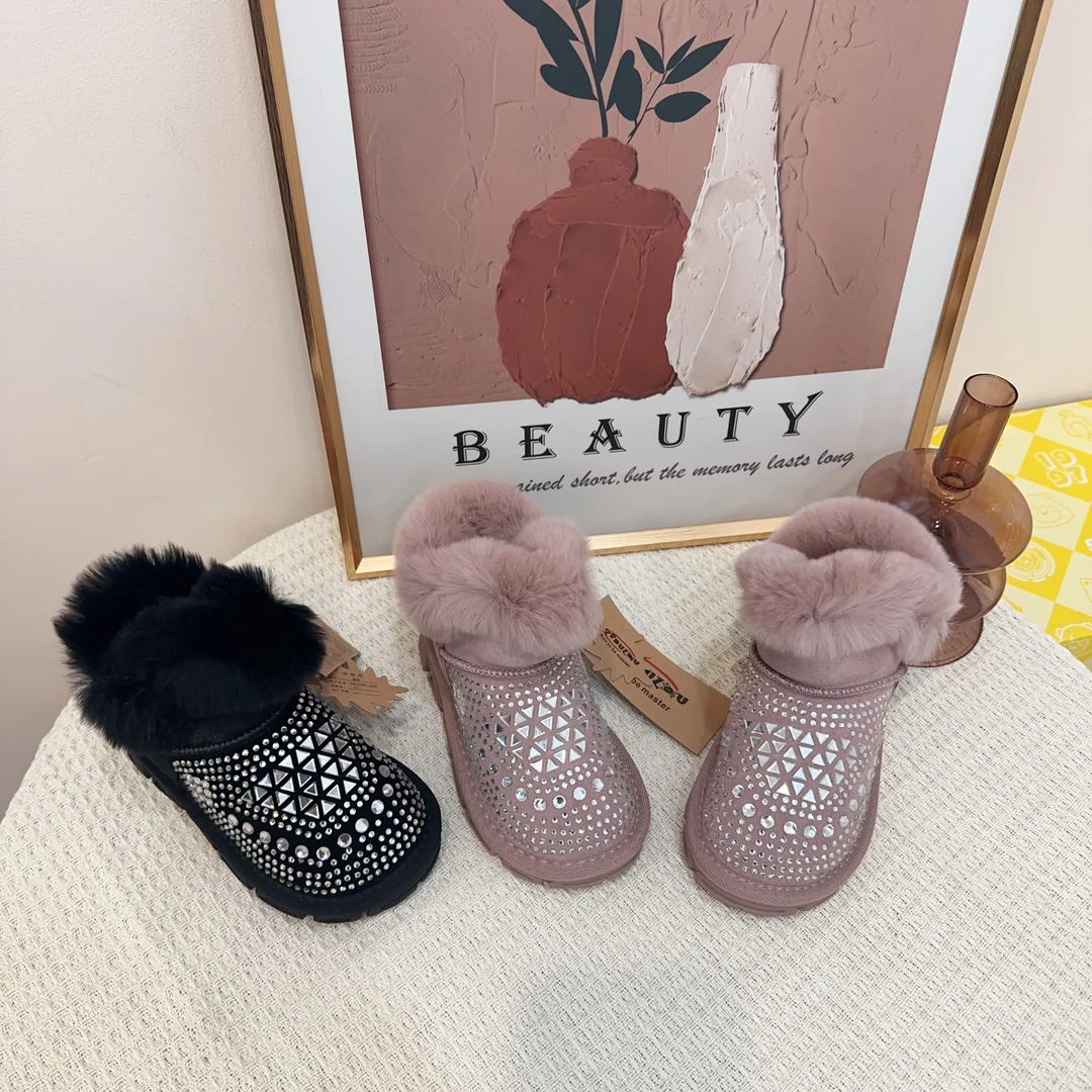 女童2025冬季新软底防滑毛毛靴皮面加绒加厚水钻雪地靴7620