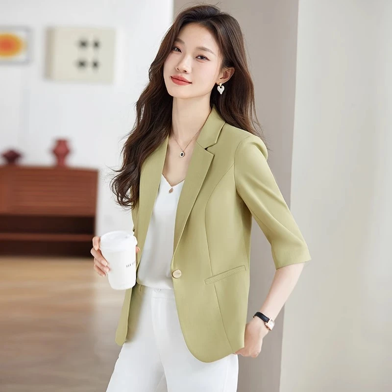 绿色小西装外套女夏季超薄款2025新款高级感小个子休闲七分袖西服
