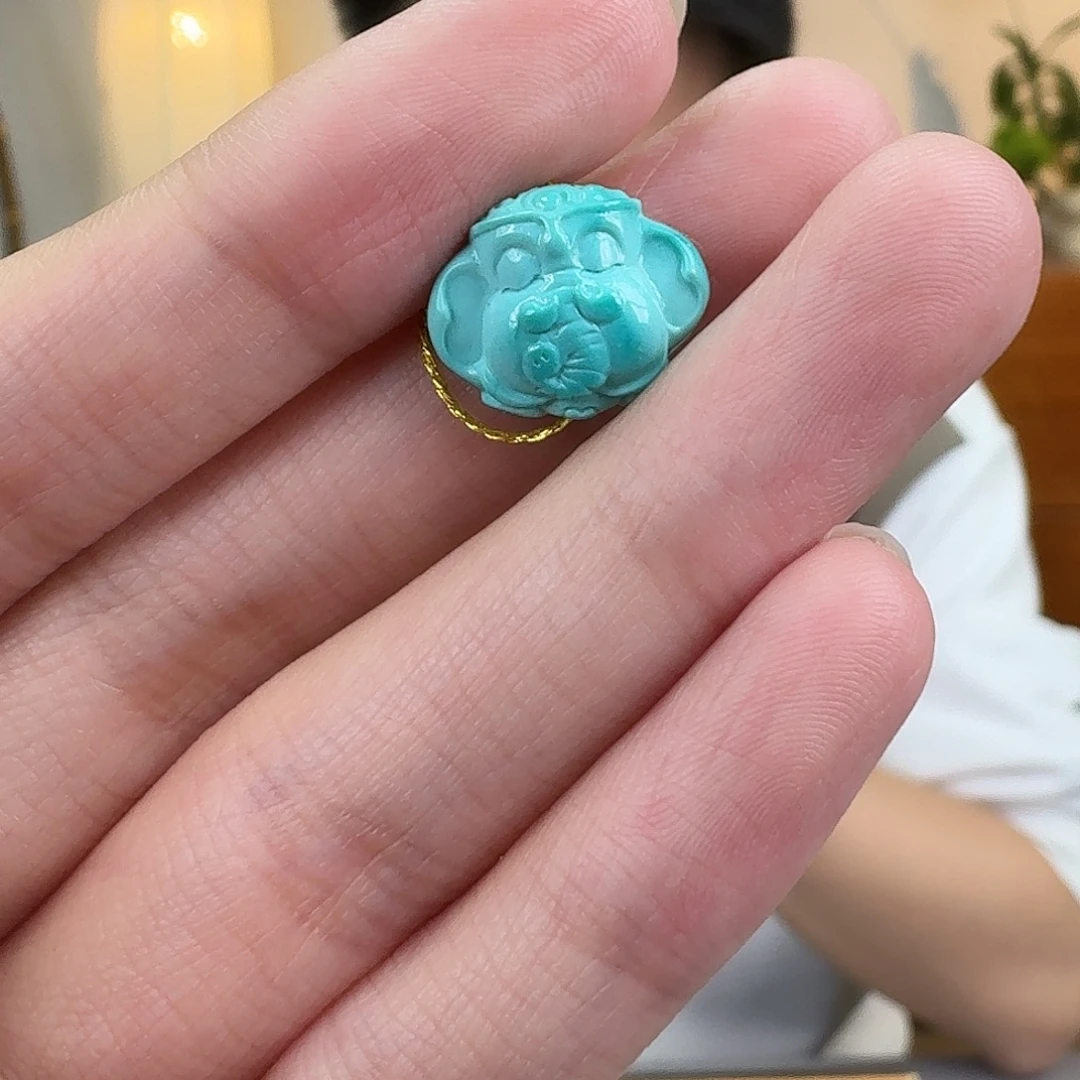 绿松石未镶嵌珠宝奇石