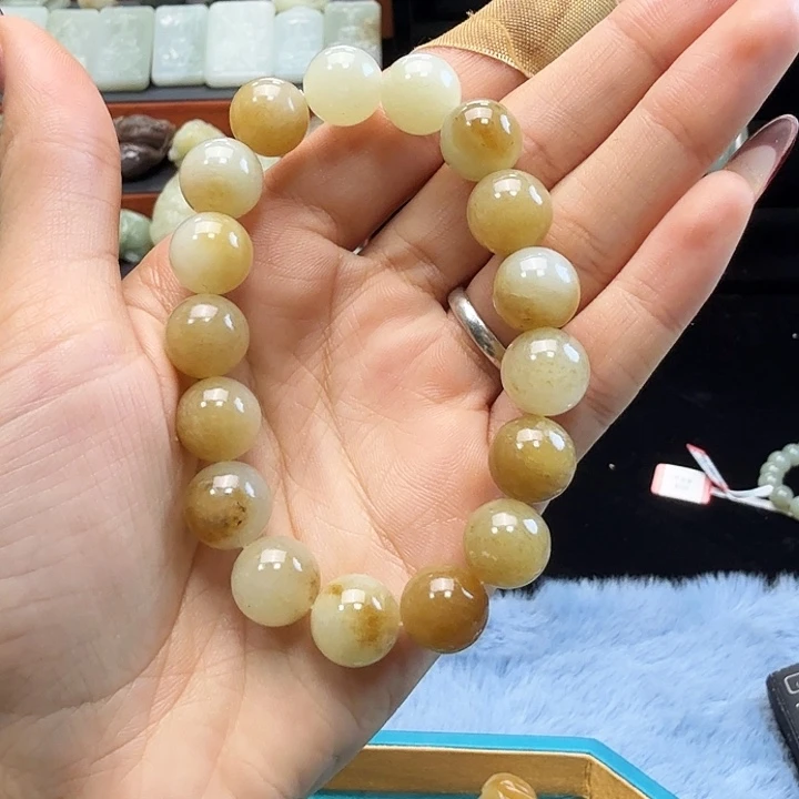 和田玉（糖玉）未镶嵌手链