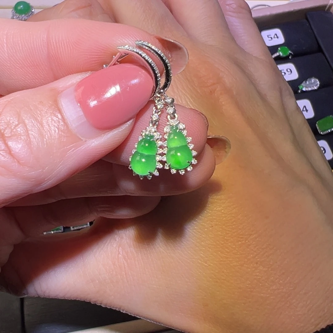 翡翠颈饰18K金镶嵌耳环