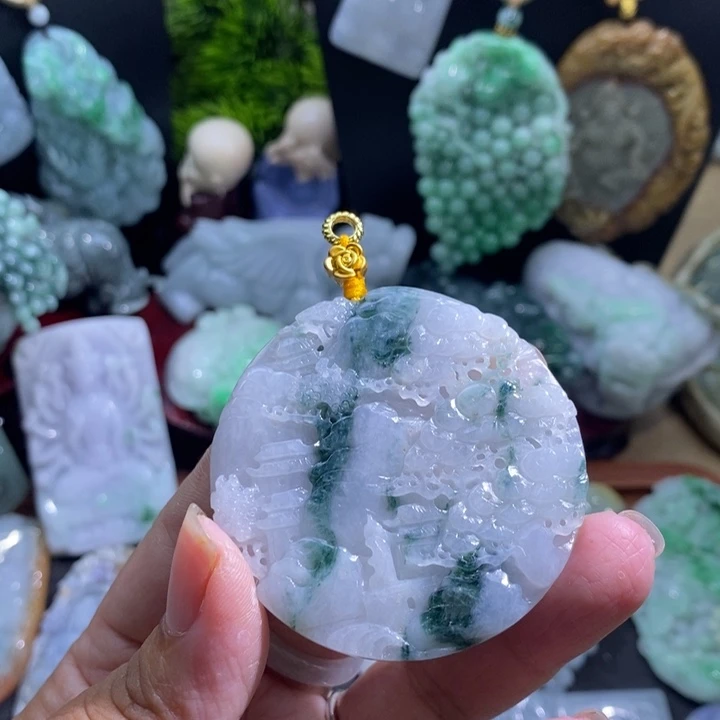 【闪购商品】颈饰未镶嵌翡翠山水