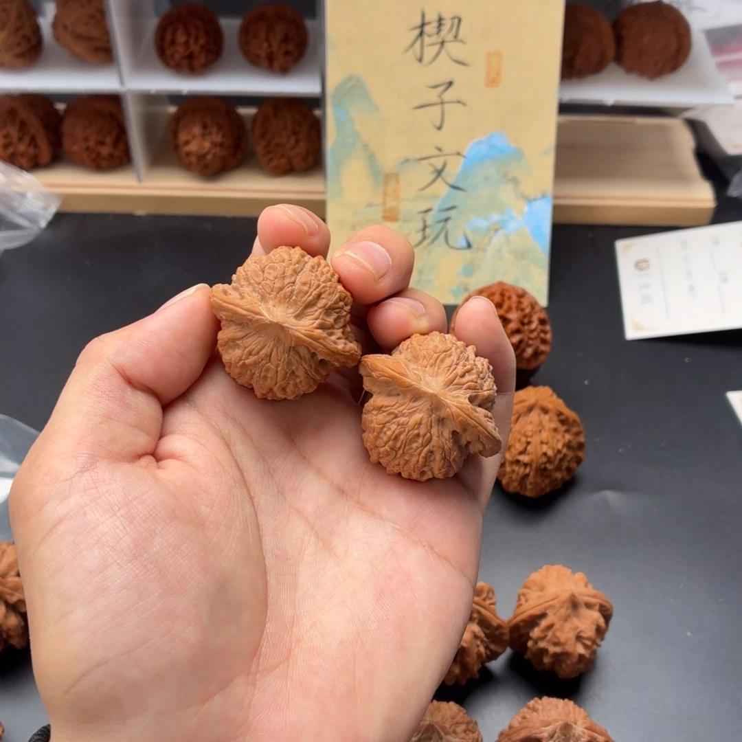 把件文玩核桃平谷血麒麟37全品无修