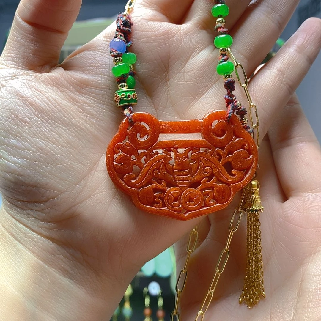 未镶嵌翡翠耳饰翡翠