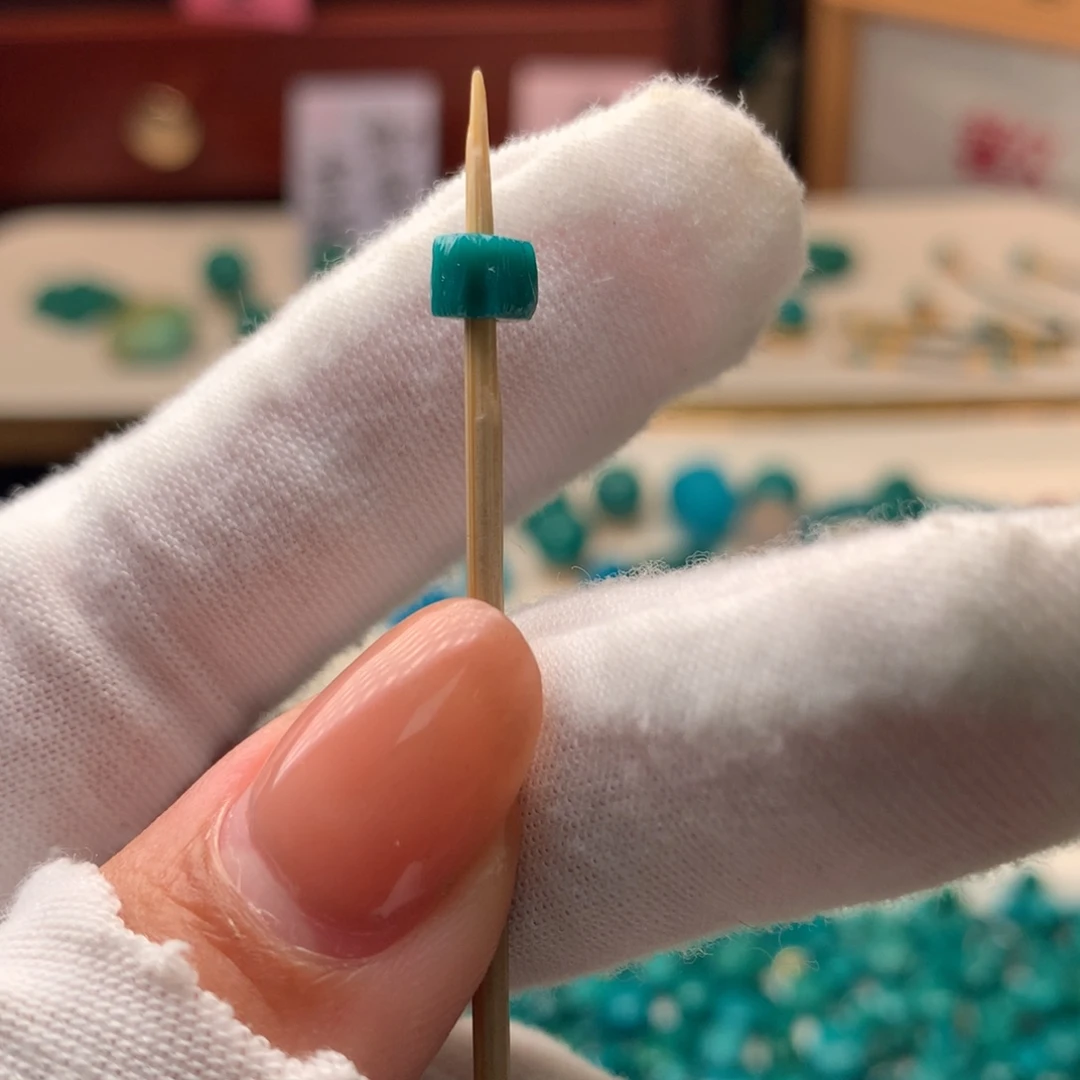 绿松石未镶嵌配饰