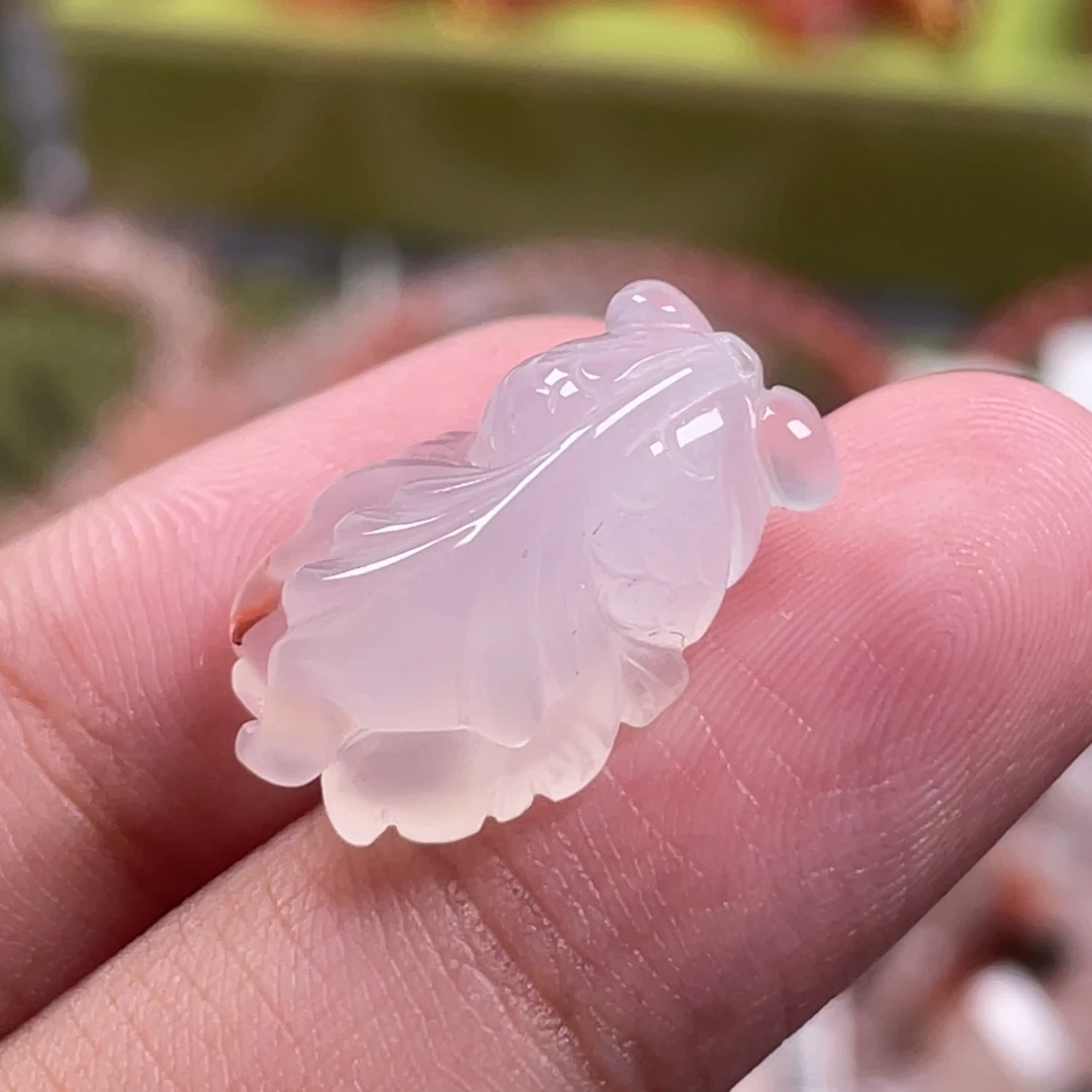 南红玛瑙未镶嵌挂件11480