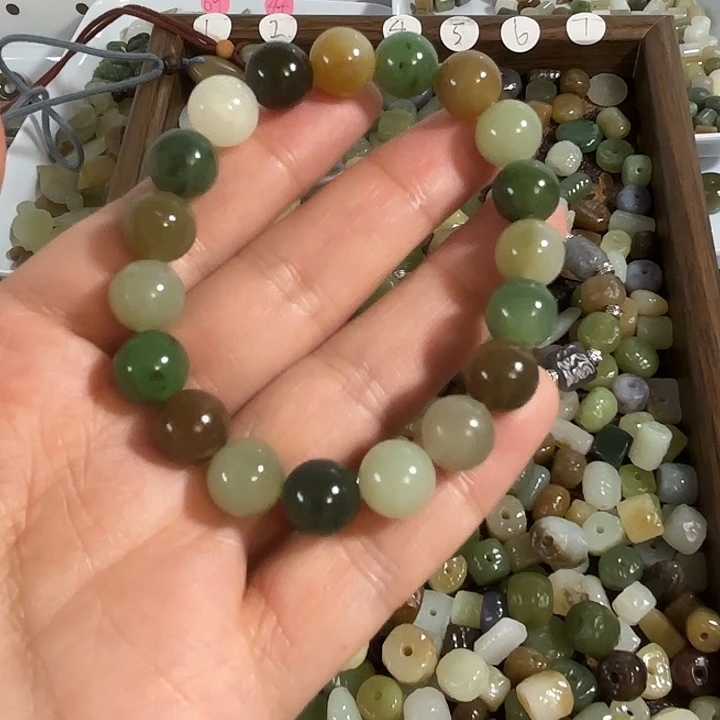 岫岩老玉（透闪石质玉）未镶嵌手链