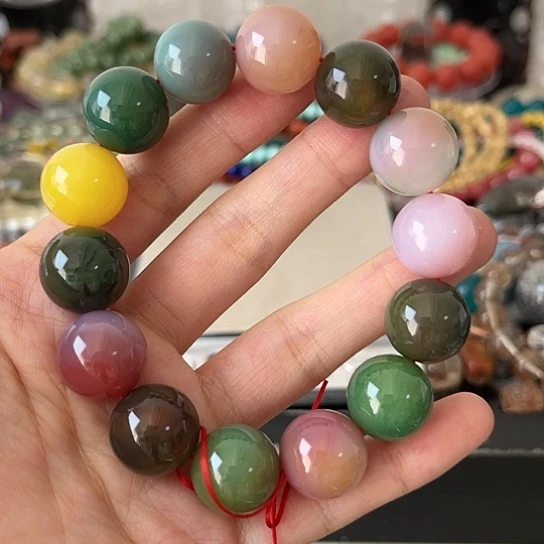 玛瑙/玉髓手链未镶嵌矿坑