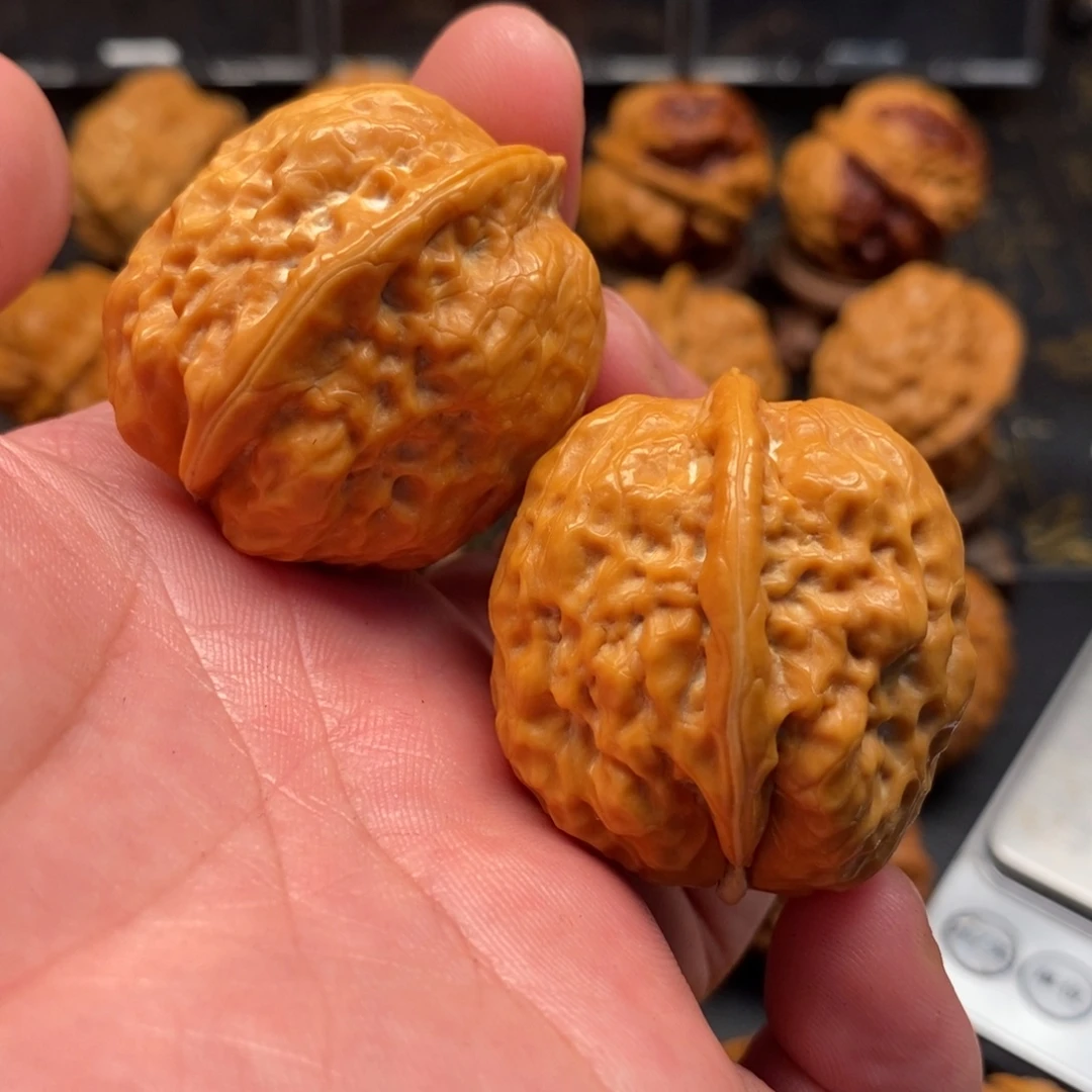 把件文玩核桃铁龙骨