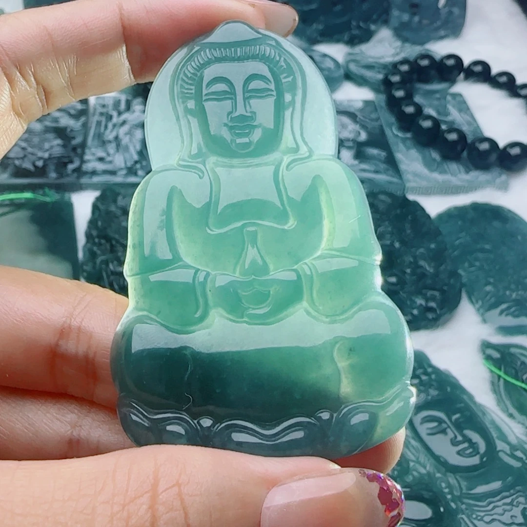 颈饰未镶嵌翡翠多样性发货天然的A货翡翠