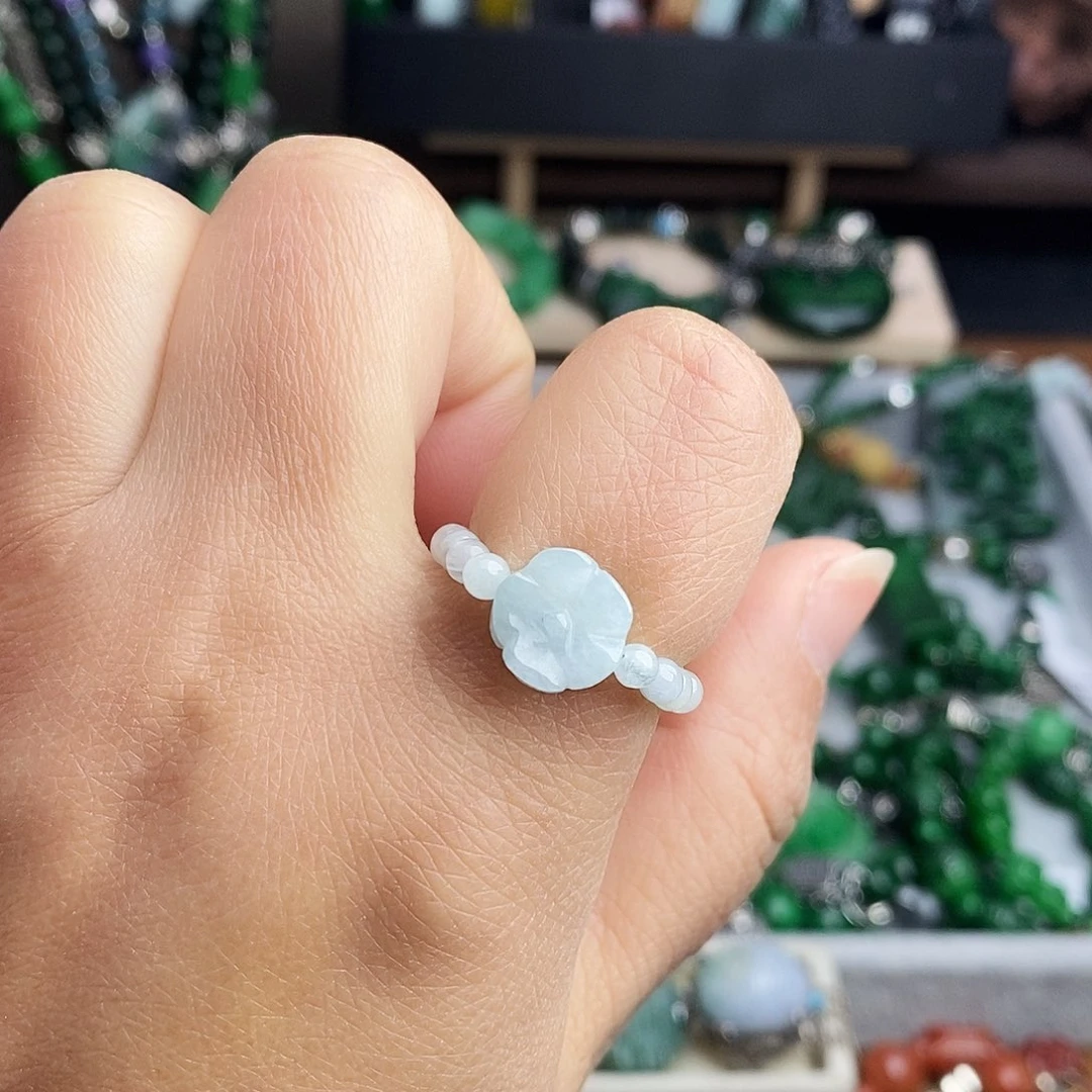 翡翠未镶嵌戒指9.9